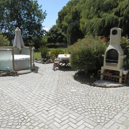La Petite Cretouffiere - Naturiste - Adult Only Frühstückspension *