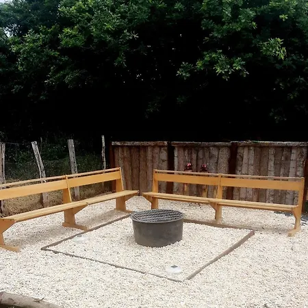 Couette-café La Petite Cretouffiere - Naturiste - Adult Only Colombiers-du-Plessis