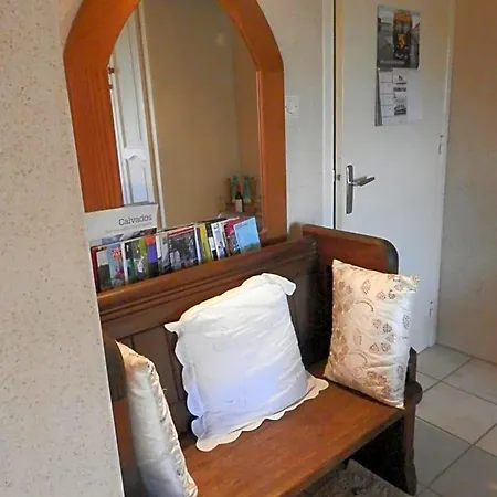 Lpc Naturiste - Adult Only Naturist Bed & Breakfast Colombiers-du-Plessis