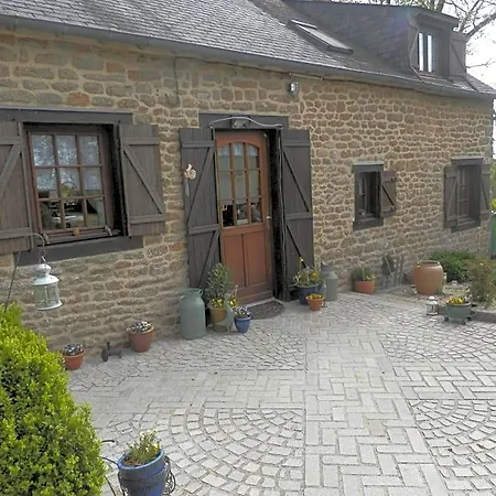 Lpc Naturiste - Adult Only Naturist Bed & Breakfast Colombiers-du-Plessis