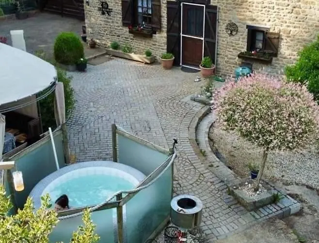 Bed & Breakfast La Petite Cretouffiere - Naturiste - Adult Only Colombiers-du-Plessis